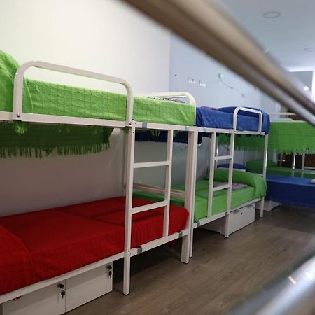 Albergue El Caminante Hostel Portomarin Luaran gambar
