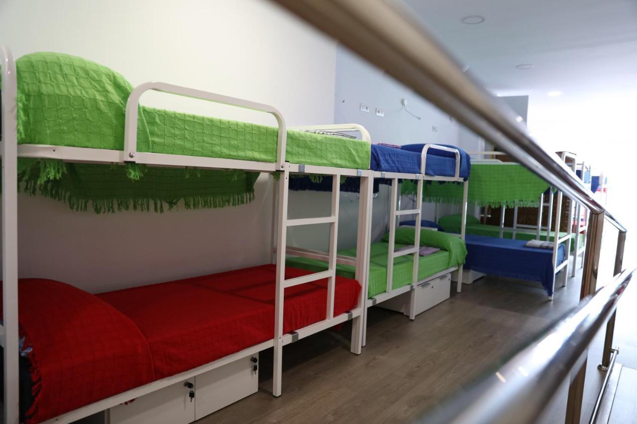 Albergue El Caminante Hostel Portomarin Luaran gambar