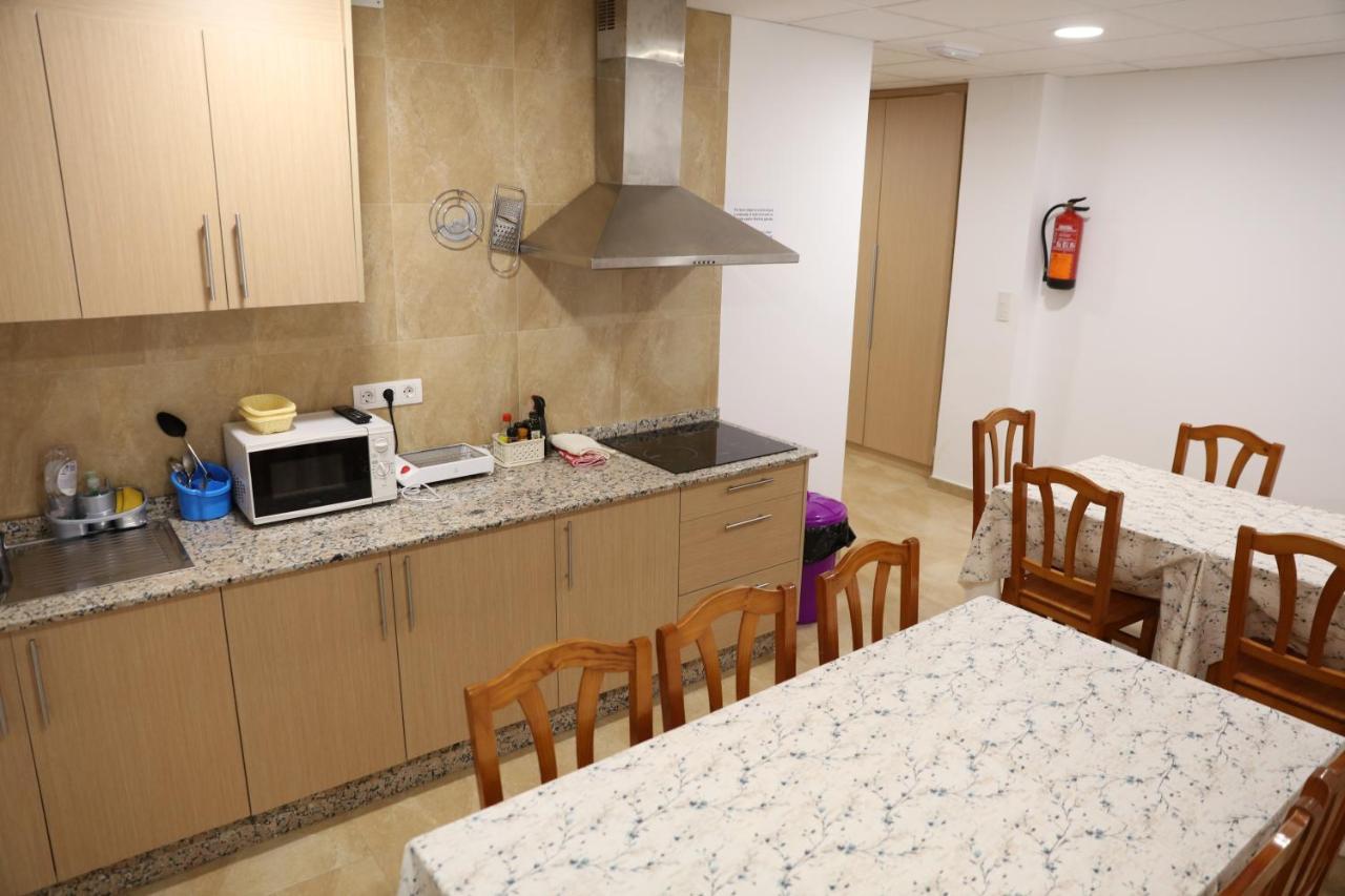 Albergue El Caminante Hostel Portomarin Luaran gambar